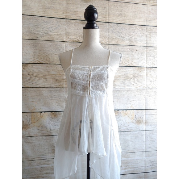 Lillian High Low Lace Sheer Blouse - Picture 2 of 7